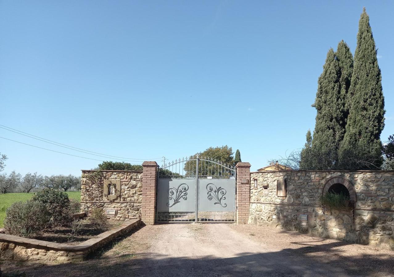 Вилла La Casina Di Campagna Tra Cecina E Bibbona Экстерьер фото